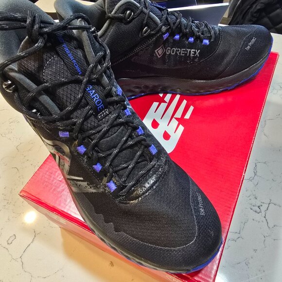 New Balance Fresh Foam Garo Midcut GORE-TEX Trail Running Black/Blue MENS 10.5 - Picture 11 of 16